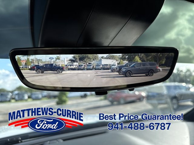 Used 2024 GMC Sierra 1500 AT4 w/ Technology Package AWD/4WD image 24