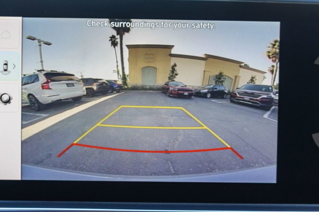 Used 2023 Hyundai Ioniq 6 SE image 24