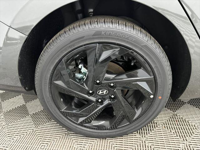 New 2026 Hyundai Elantra SEL Sport image 17