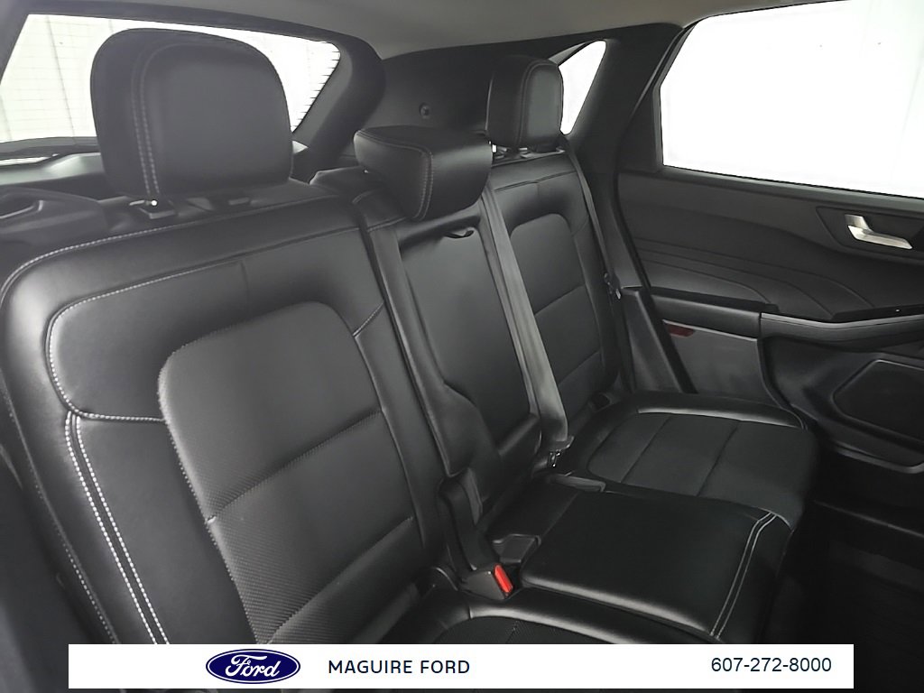 Used 2022 Ford Escape SEL image 20