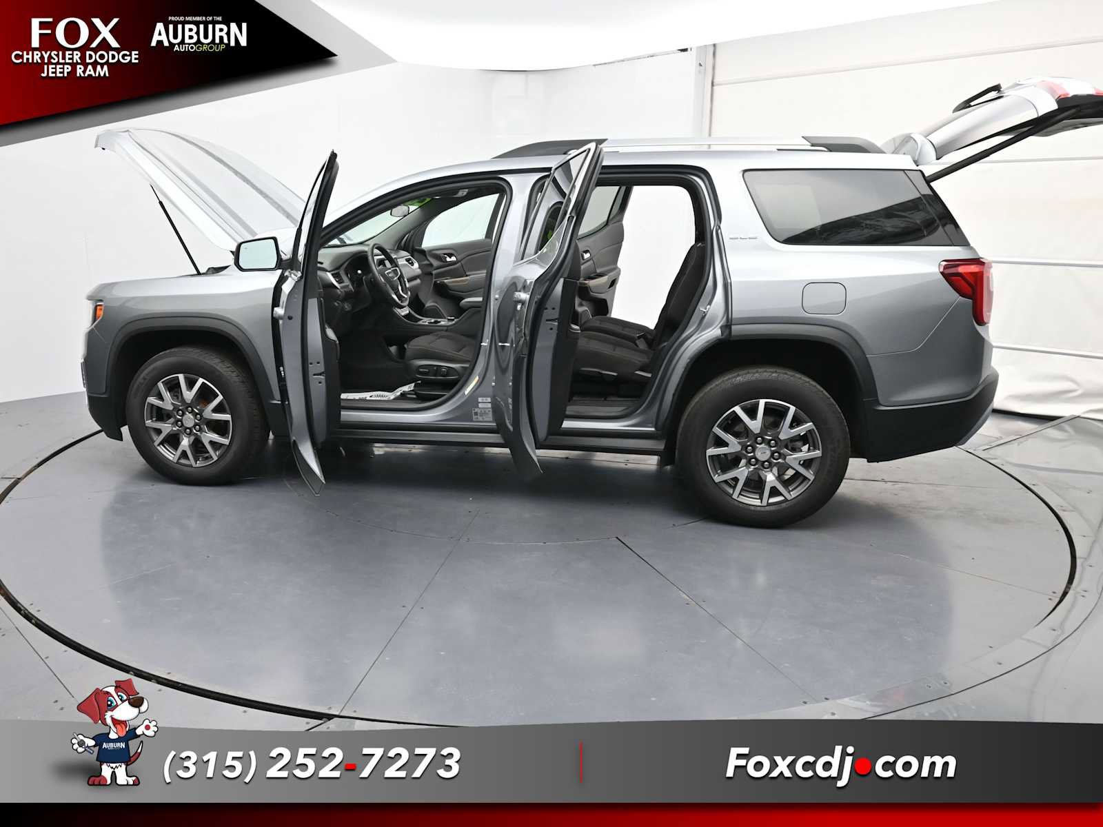 Used 2023 GMC Acadia SLE w/ Driver Convenience Package image 32