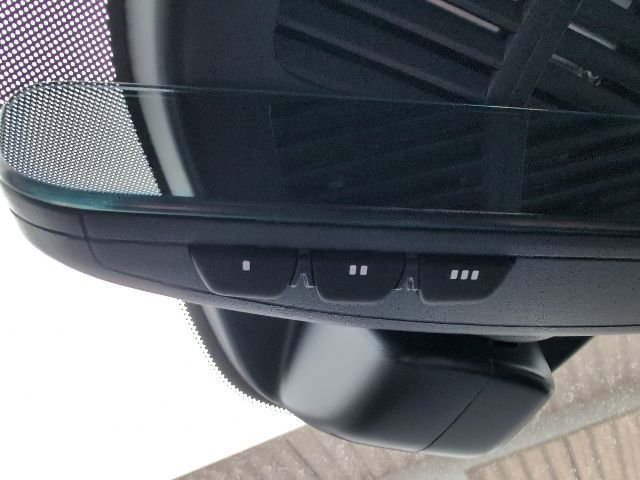 New 2026 MAZDA MAZDA3 Hatchback w/Premium Plus Pkg image 27