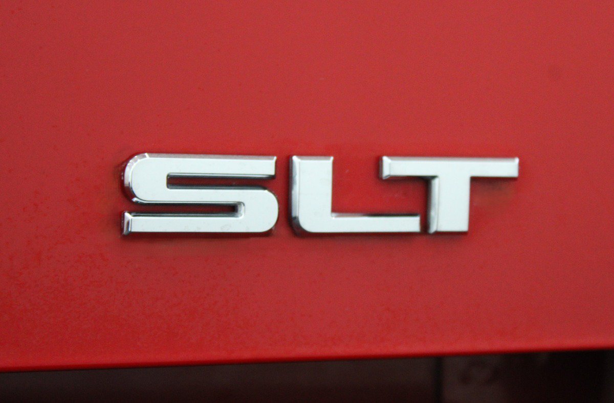 Used 2018 GMC Sierra 1500 SLT AWD/4WD image 33