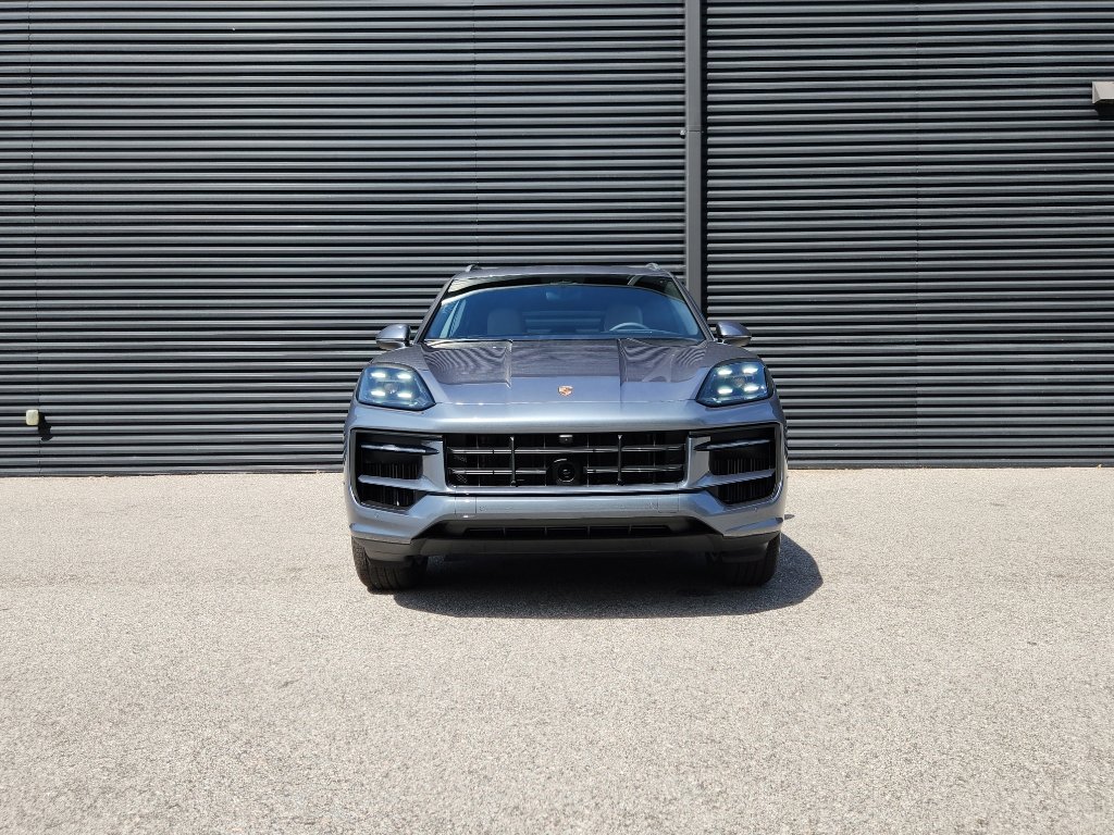 New 2026 Porsche Cayenne image 8