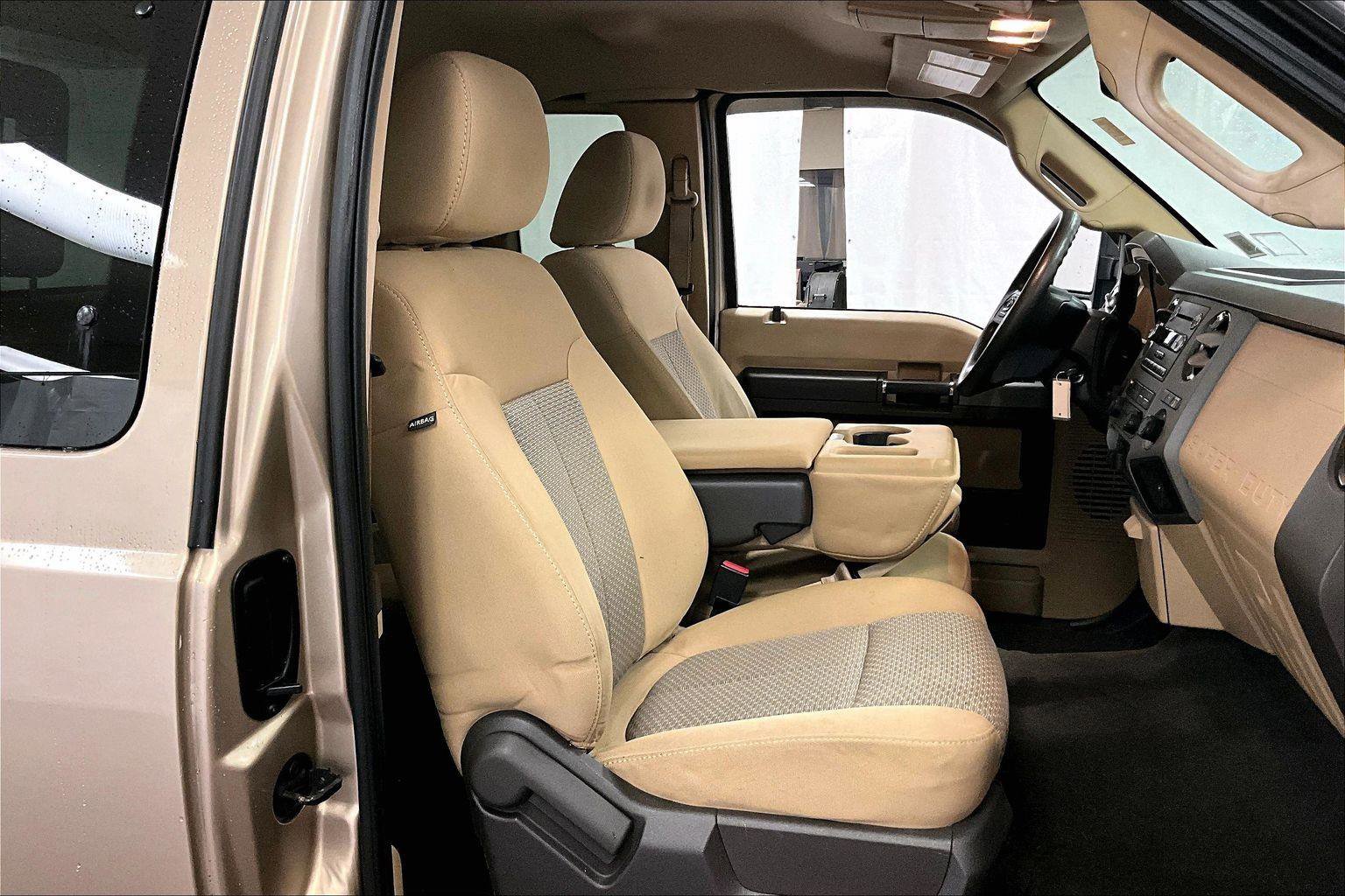 Used 2011 Ford F250 XLT w/ Camper Pkg image 7