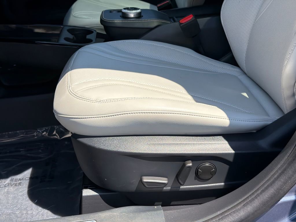 Used 2021 Ford Mustang Mach-E Premium AWD/4WD image 19