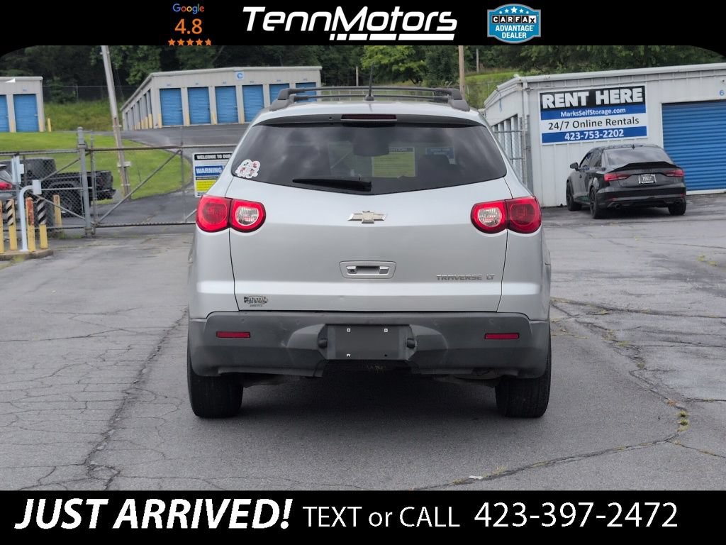 Used 2011 Chevrolet Traverse LT w/ LPO, 'HIT The Road' Package FWD image 6