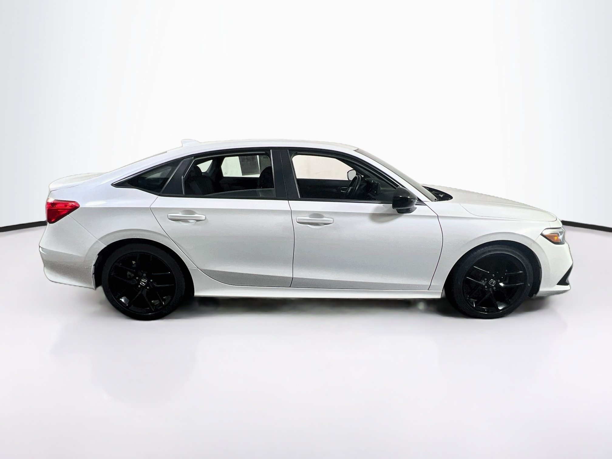 Used 2023 Honda Civic Sport image 4