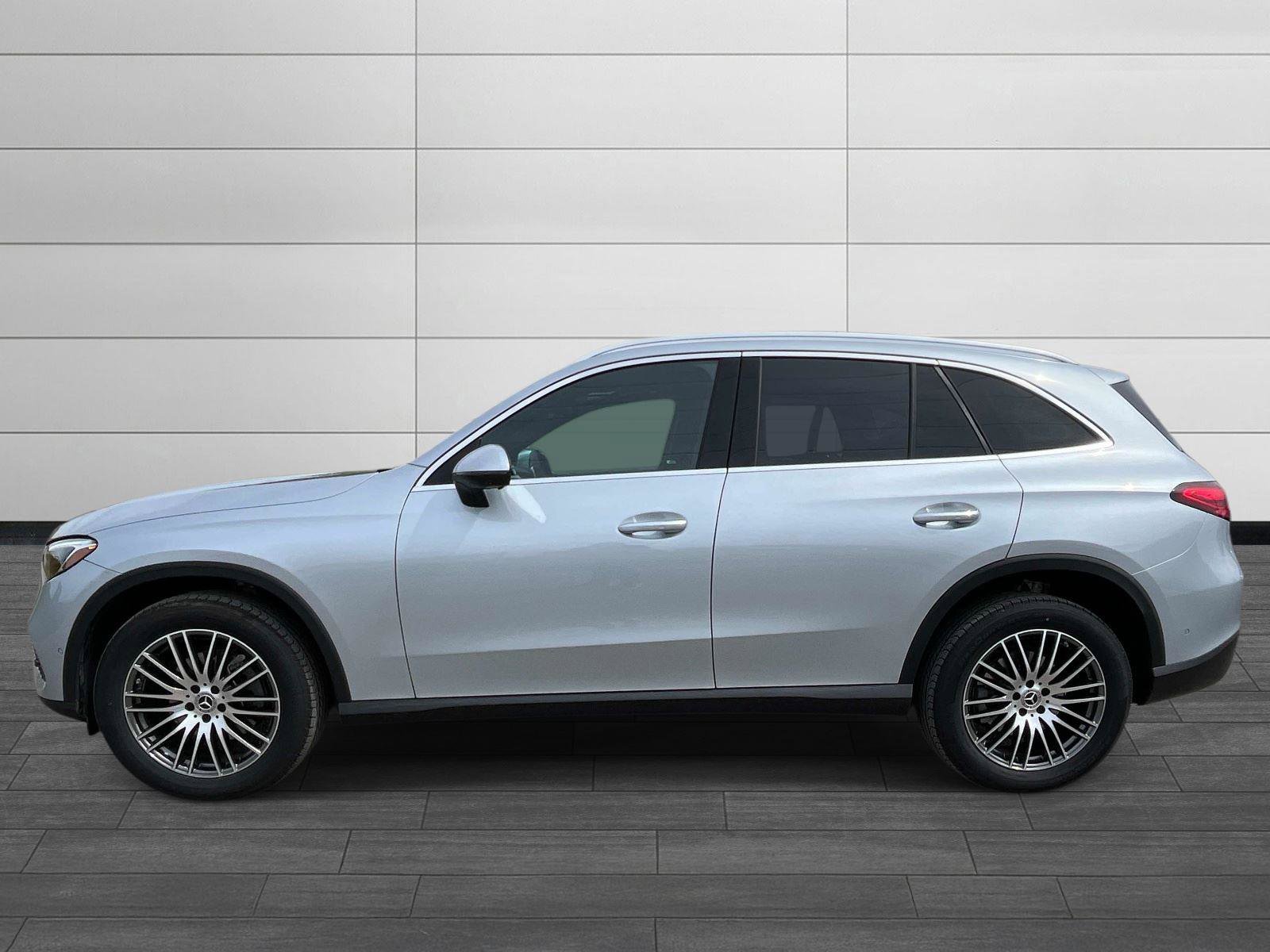 Used 2026 Mercedes-Benz GLC 300 image 6