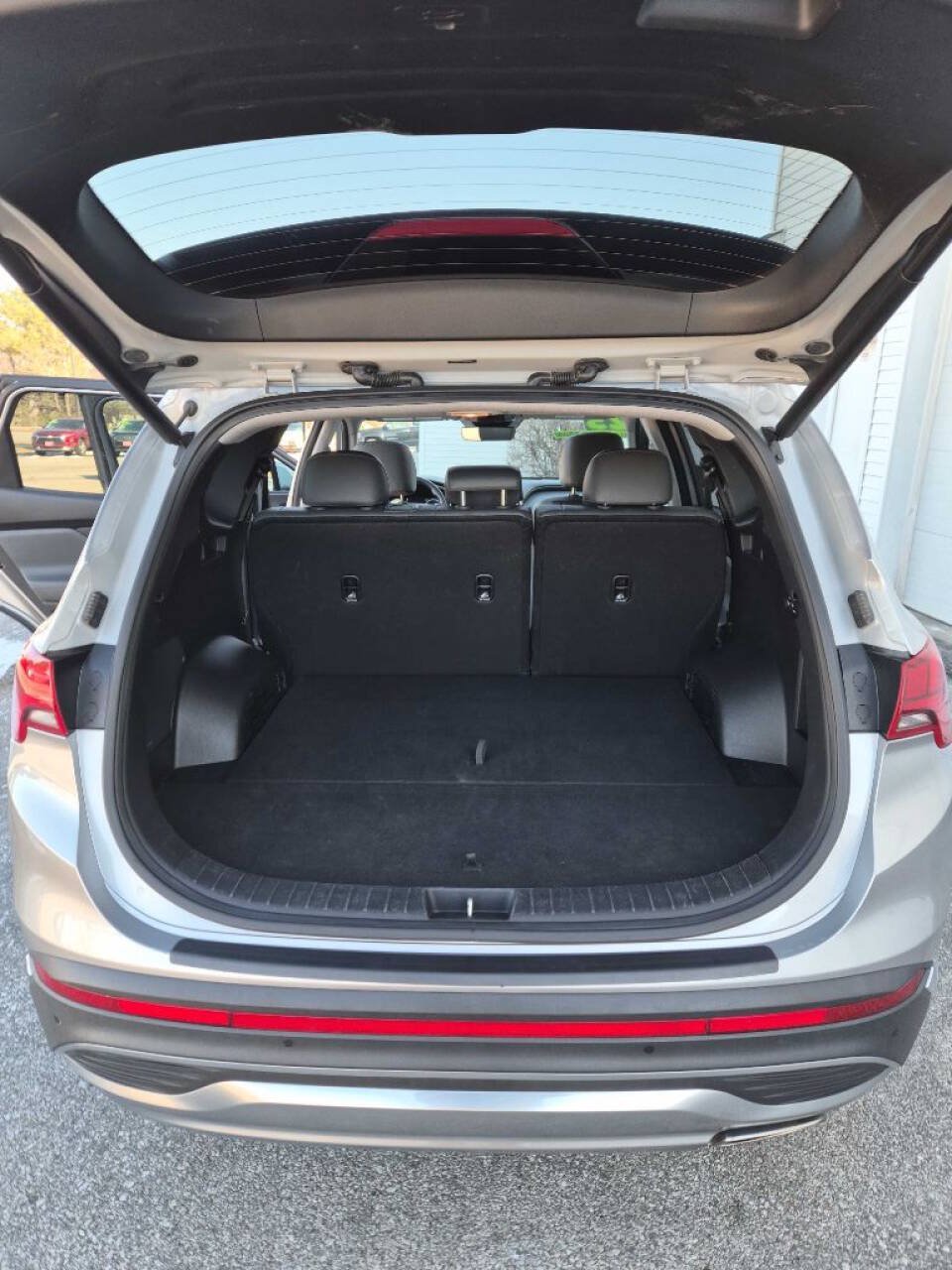Used 2023 Hyundai Santa Fe Limited AWD/4WD image 15