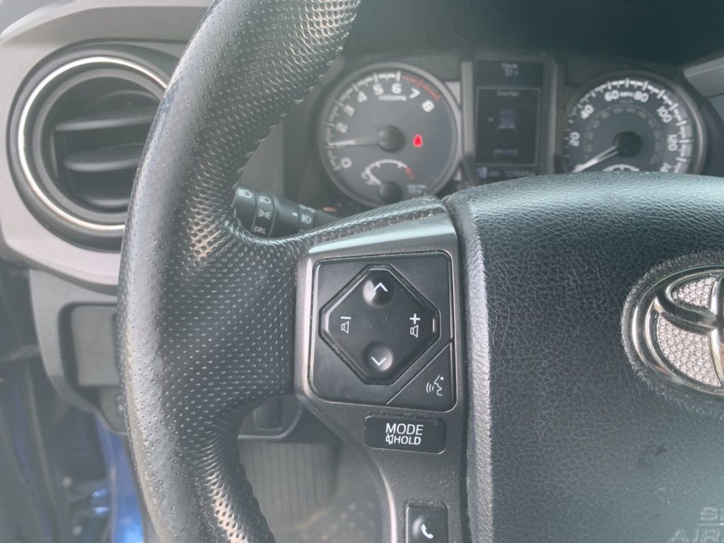 Used 2016 Toyota Tacoma TRD Sport w/ Exterior Package RWD image 15