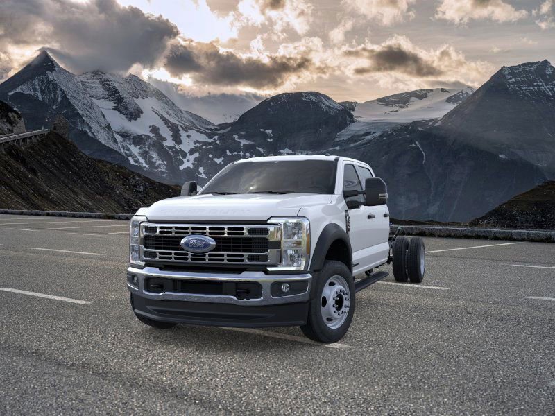 New 2026 Ford F550 4x4 Crew Cab Super Duty image 3