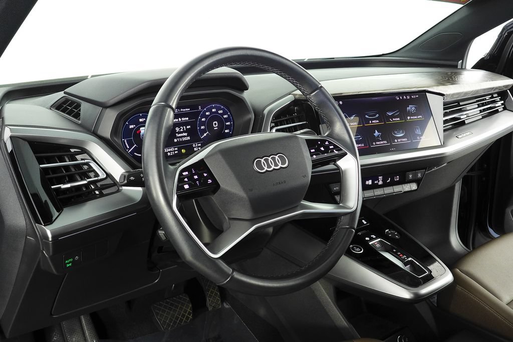 Used 2023 Audi Q4 e-tron Premium w/ Convenience Package RWD image 31