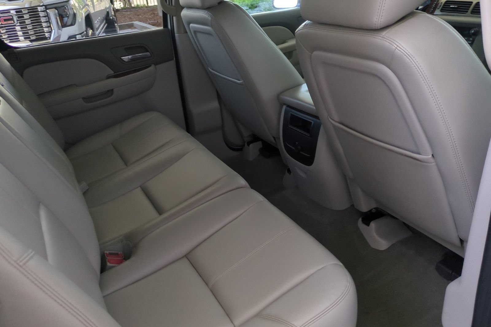 Used 2011 GMC Sierra 2500 SLT w/ SLT Convenience Package AWD/4WD image 17