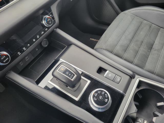 Used 2024 Mitsubishi Outlander SE image 18
