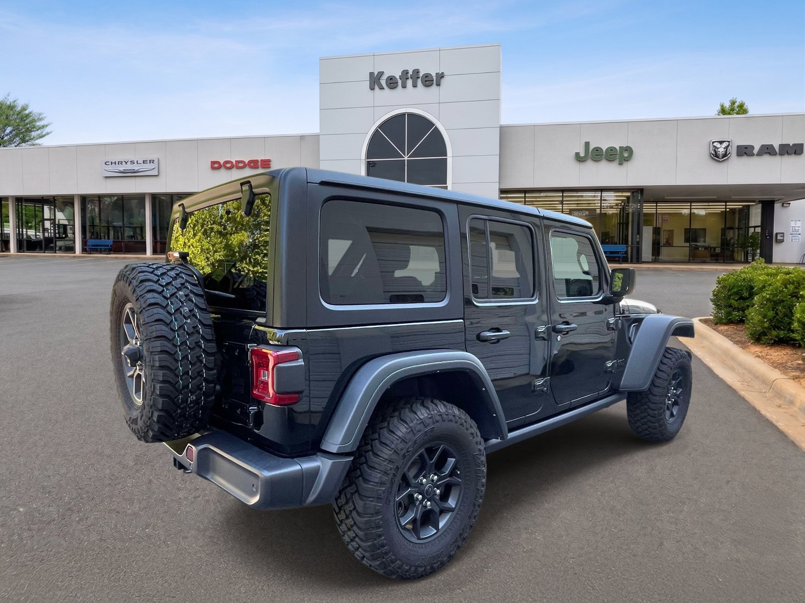 Used 2025 Jeep Wrangler Unlimited Sport AWD/4WD image 6