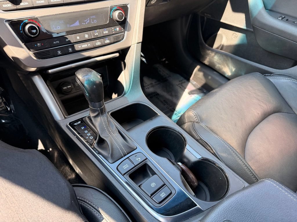 Used 2017 Hyundai Sonata Limited 2.0T FWD image 24