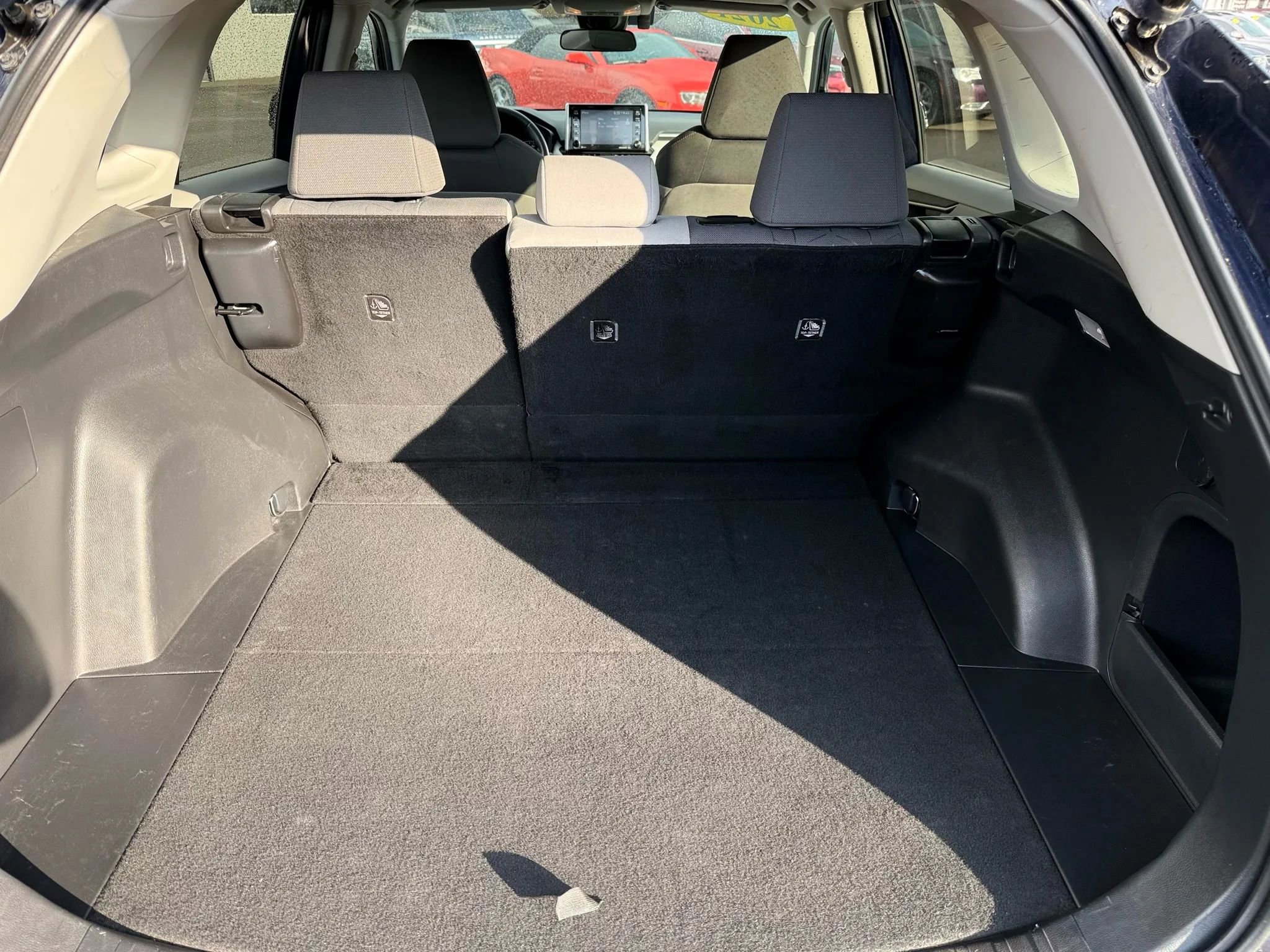 Used 2021 Toyota RAV4 XLE image 24