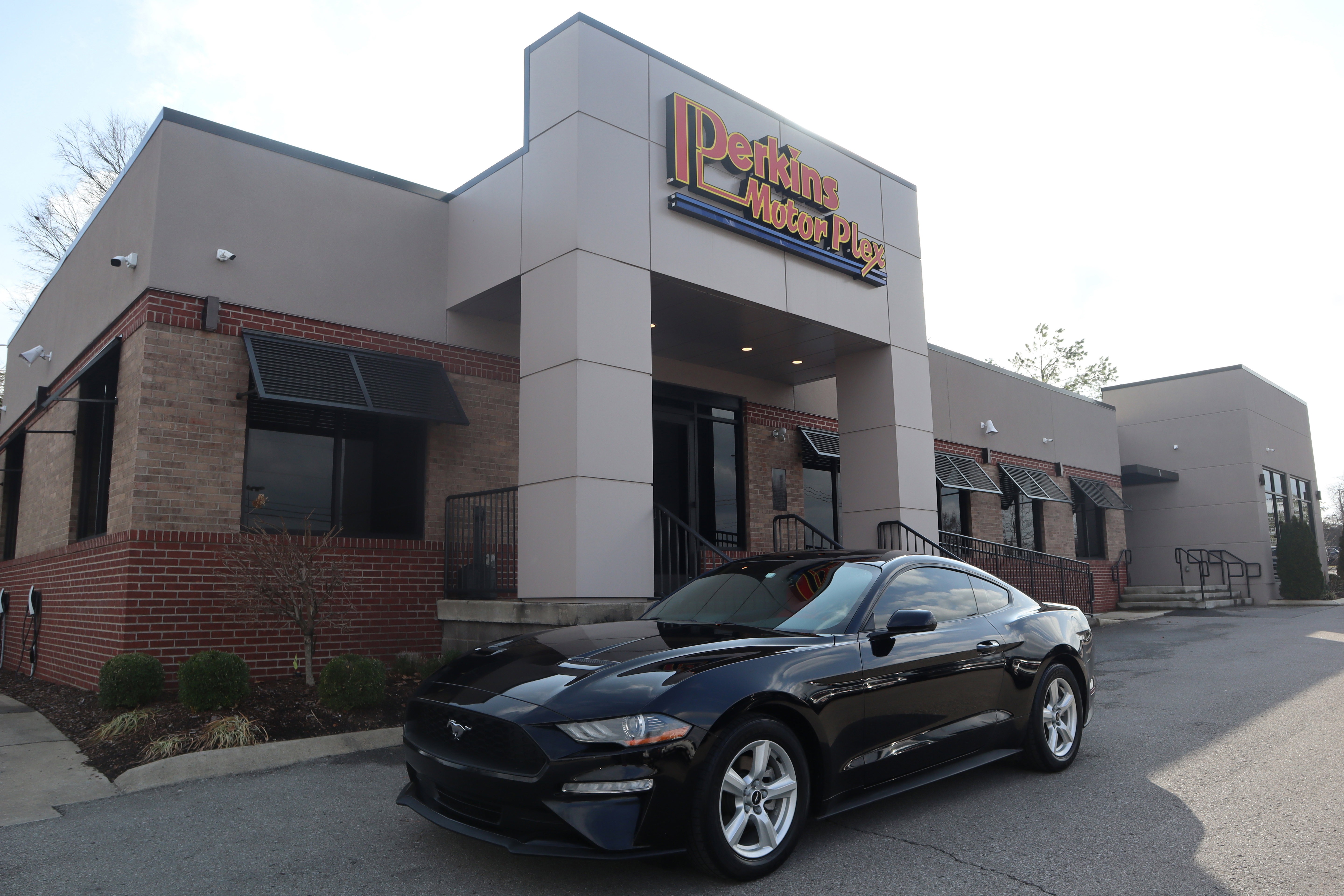 Used 2019 Ford Mustang Coupe image 27