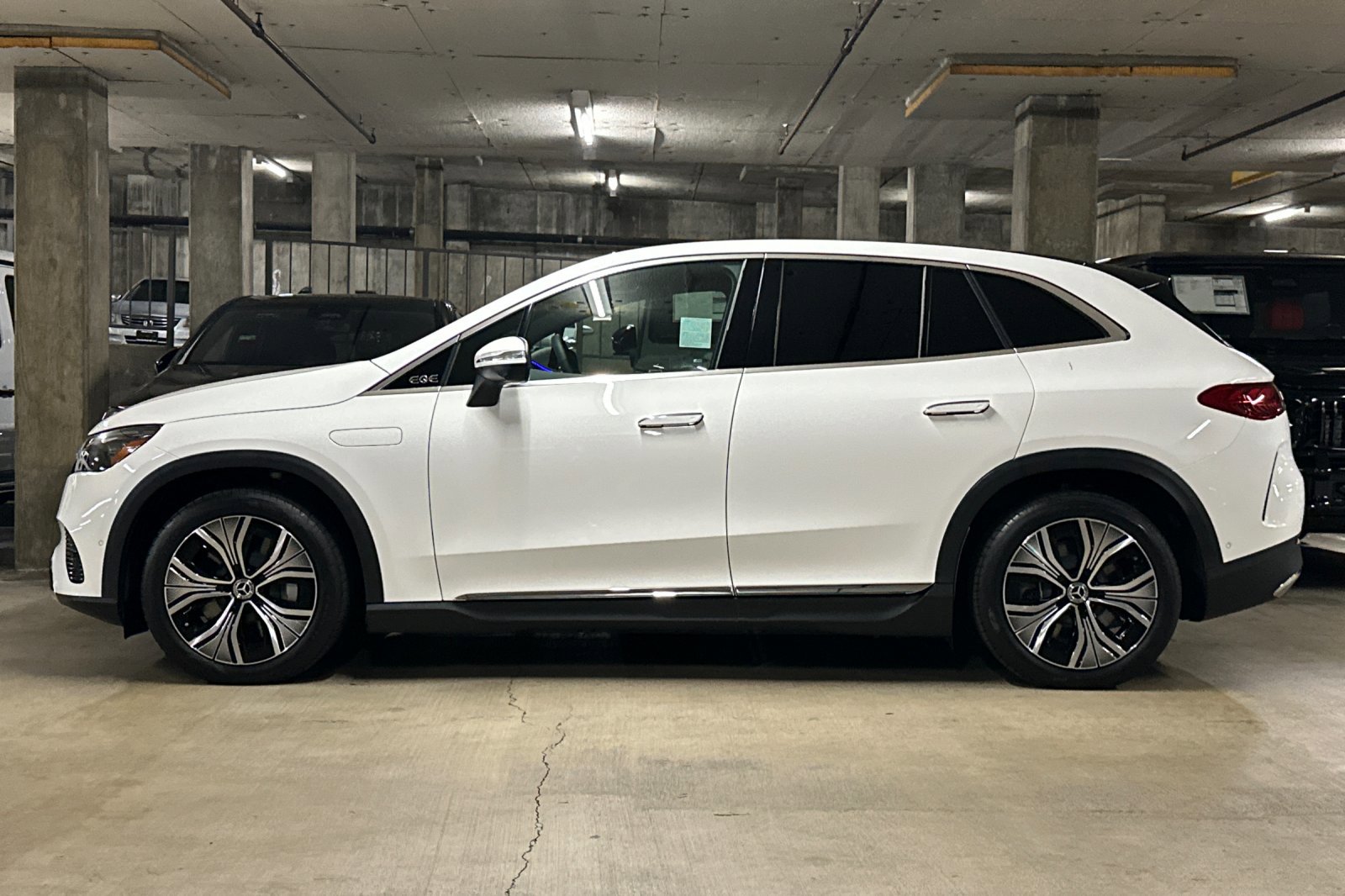 New 2025 Mercedes-Benz EQE 350+ SUV image 2