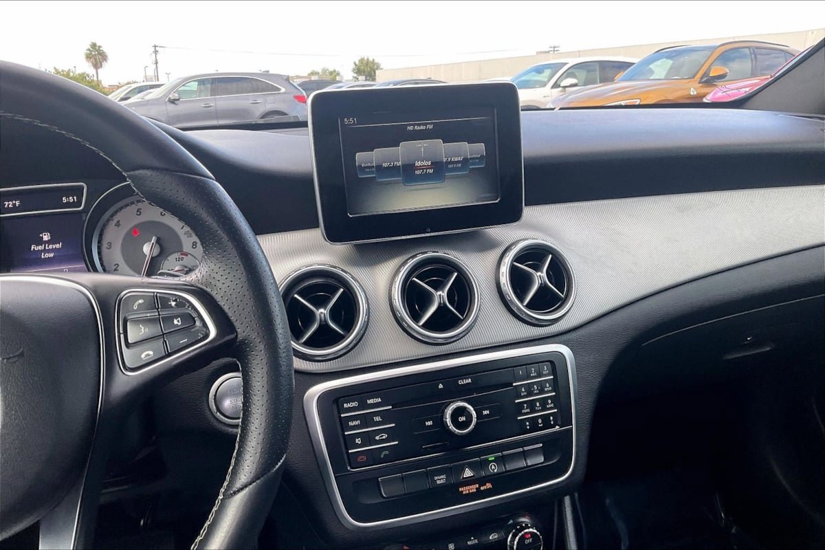 Used 2016 Mercedes-Benz GLA 250 image 6