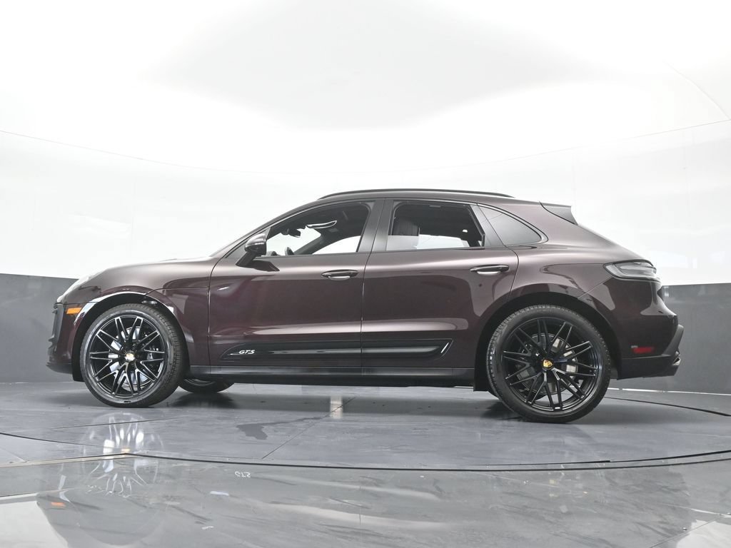 Used 2025 Porsche Macan GTS AWD/4WD image 62