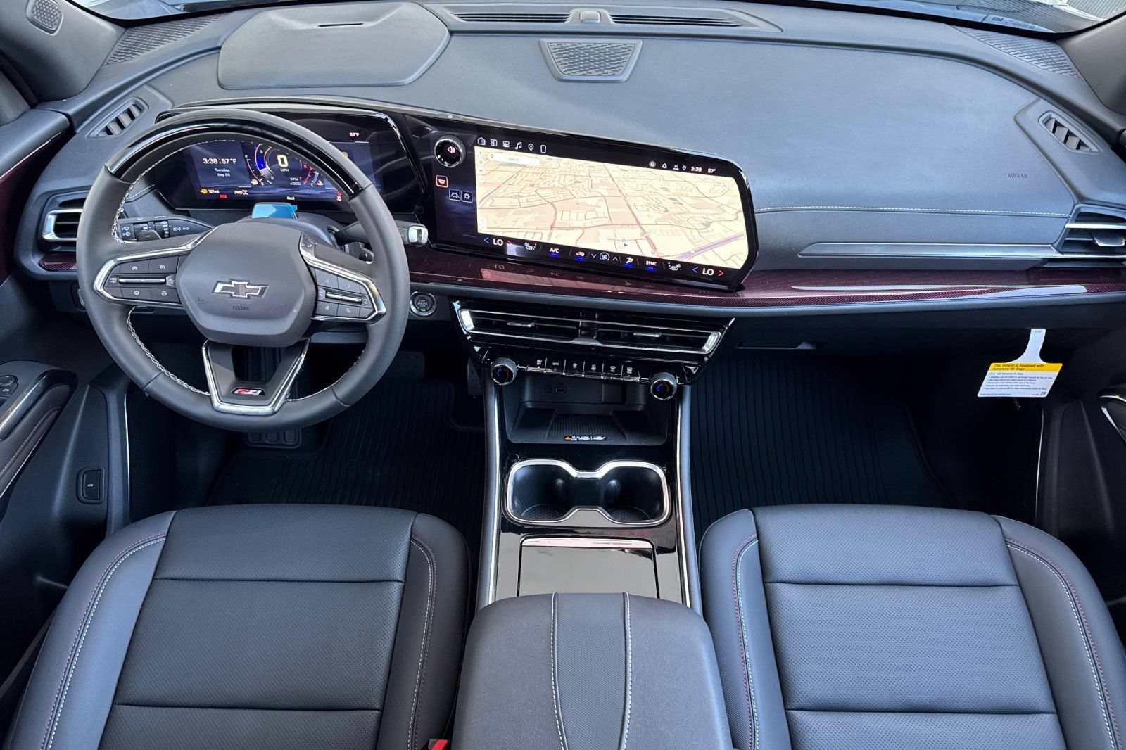 New 2026 Chevrolet Traverse Z71 w/ Enhanced Driving Package AWD/4WD image 12