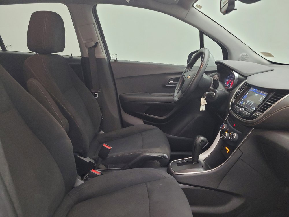 Used 2018 Chevrolet Trax LS w/ LPO, Protection Package FWD image 21