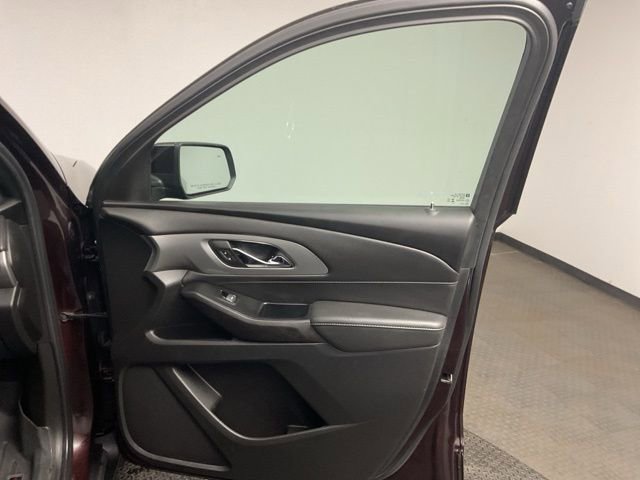 Certified 2023 Chevrolet Traverse LT image 24