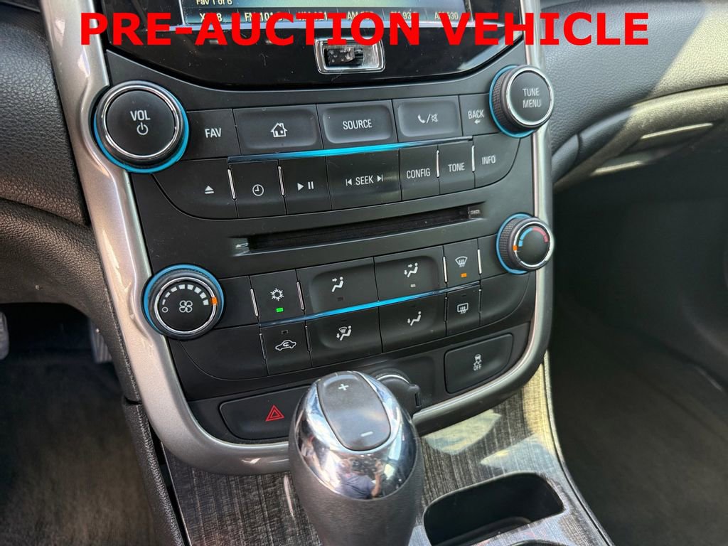 Used 2016 Chevrolet Malibu LT FWD image 17