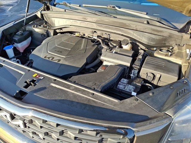 Used 2022 Kia Telluride SX w/ SX Prestige Package image 37