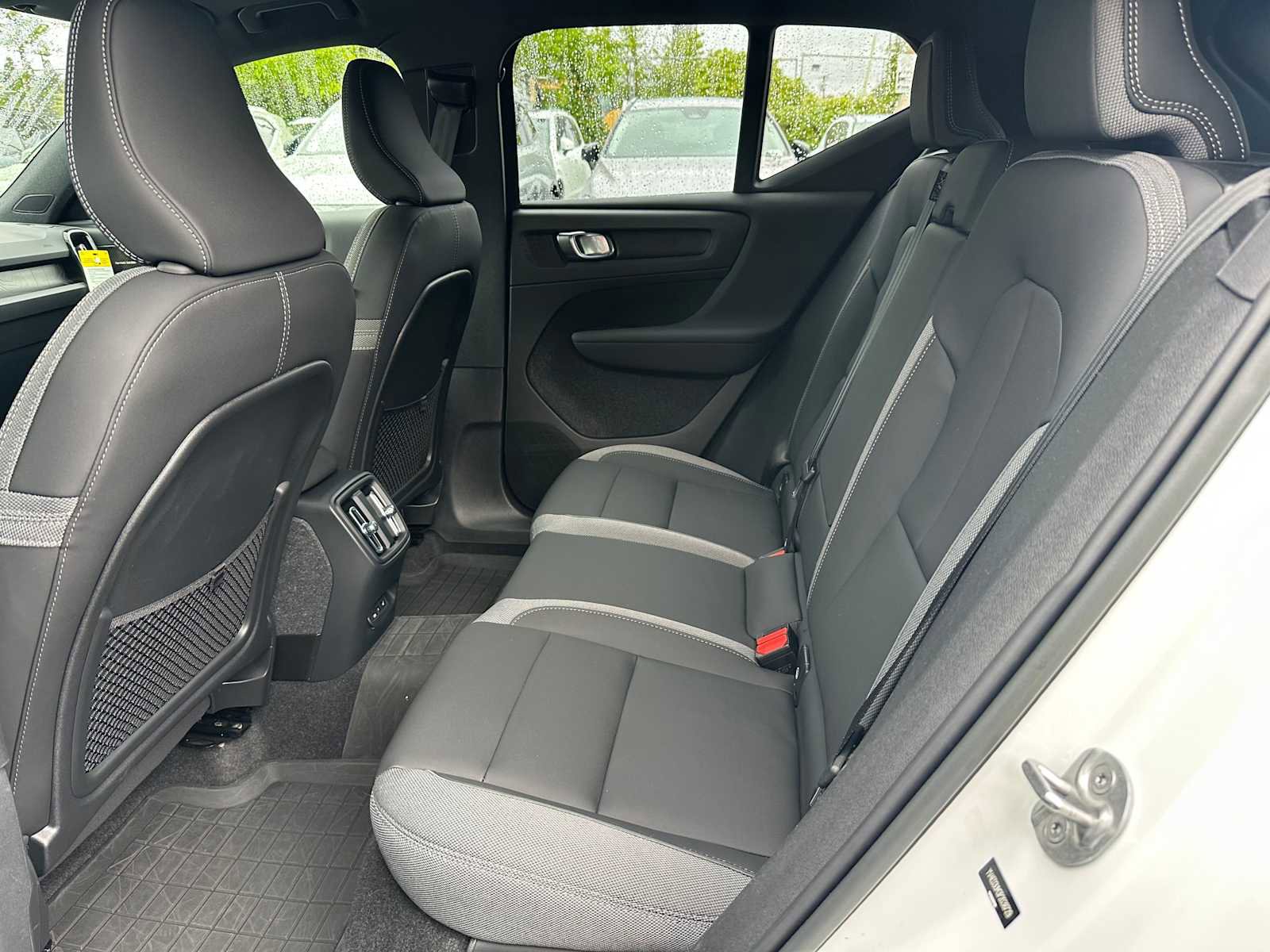 Certified 2023 Volvo XC40 Recharge Ultimate w/ Protection Package Premier AWD/4WD image 16