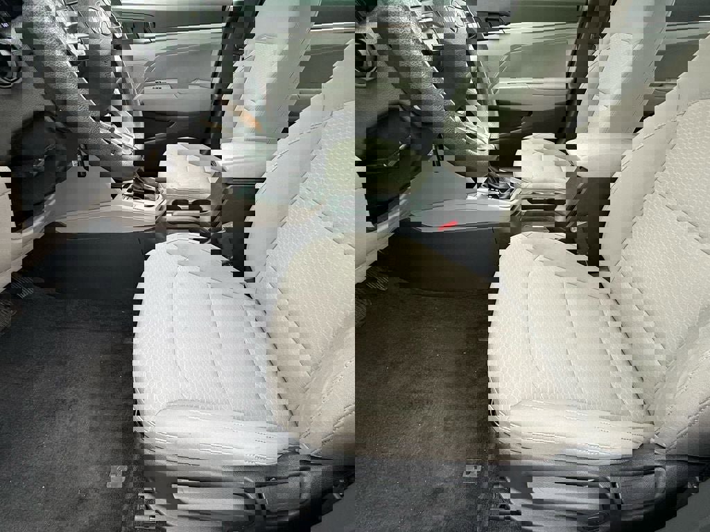 Used 2020 Hyundai Elantra SEL image 13