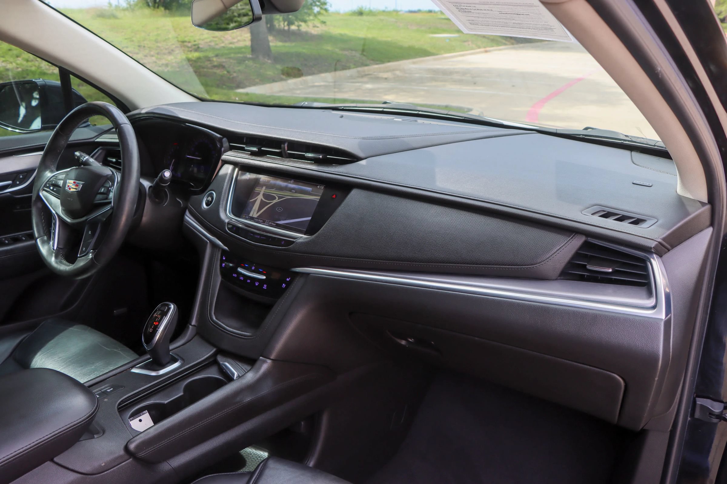 Used 2018 Cadillac XT5 Premium Luxury FWD image 23