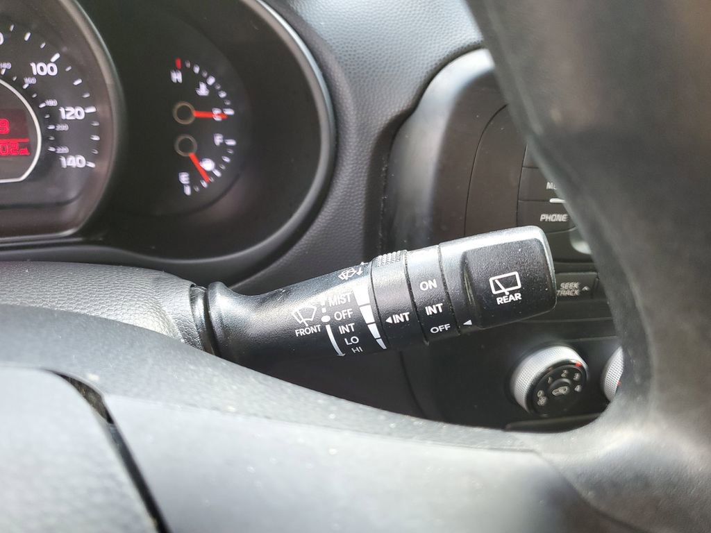 Used 2018 Kia Soul FWD image 24
