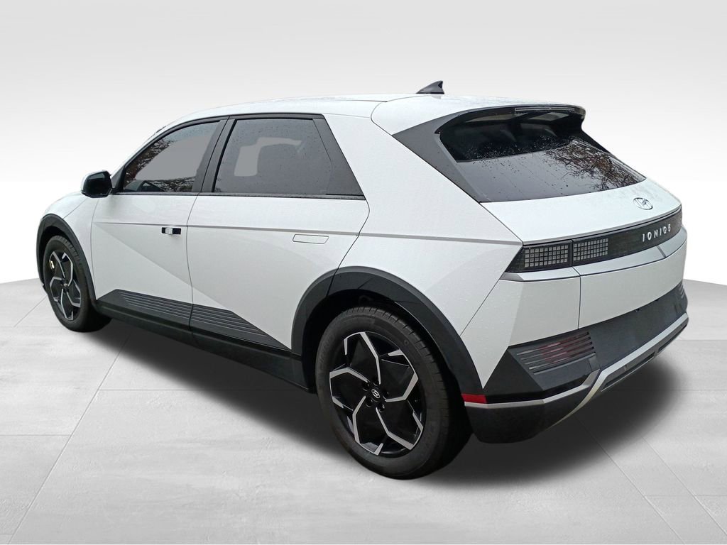 Used 2023 Hyundai Ioniq 5 SE image 7