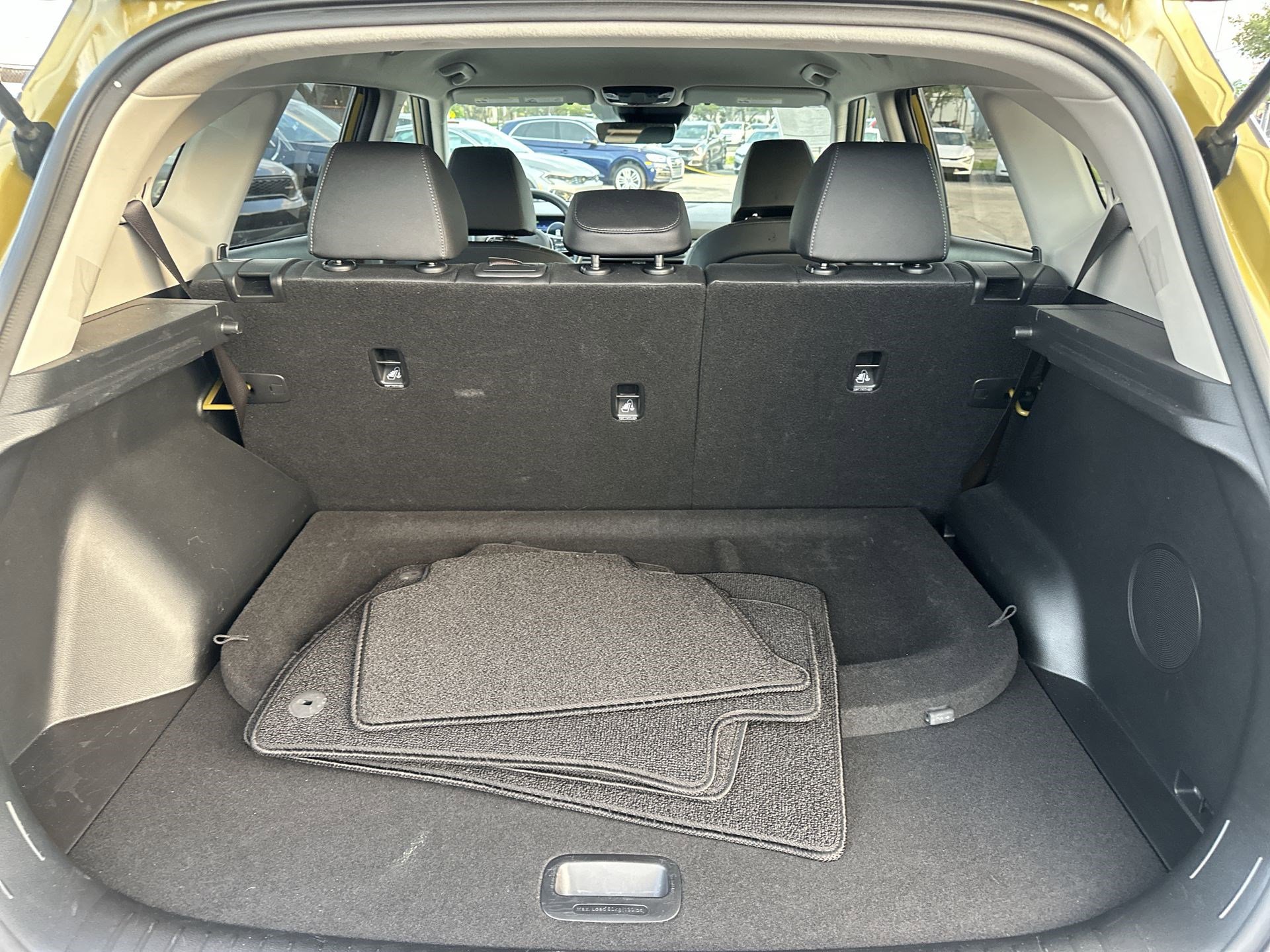 Used 2024 Kia Seltos SX image 19