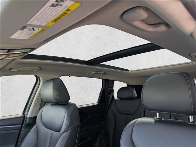 Used 2023 Hyundai Santa Fe SEL Premium AWD/4WD image 17