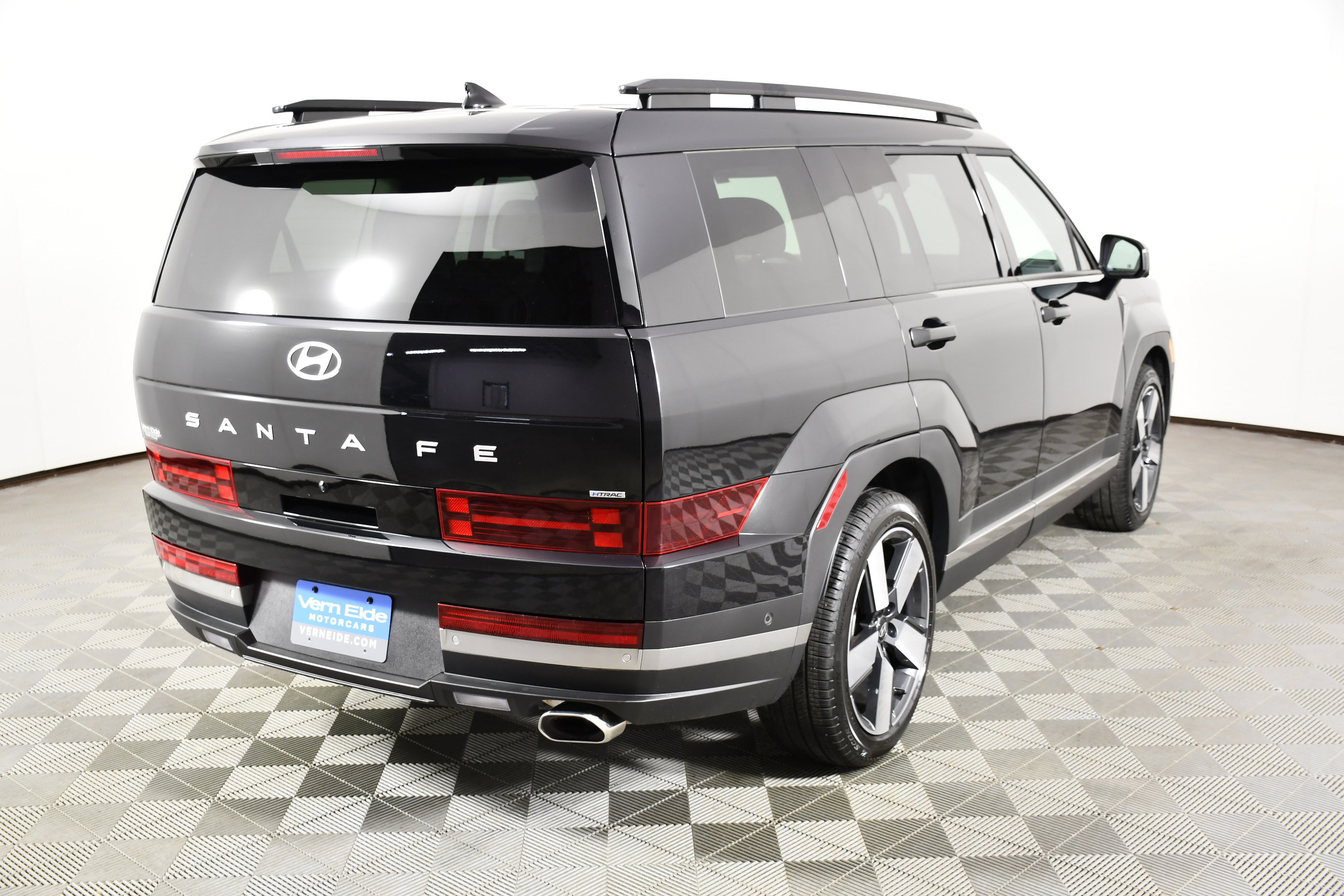 Used 2024 Hyundai Santa Fe Limited image 5