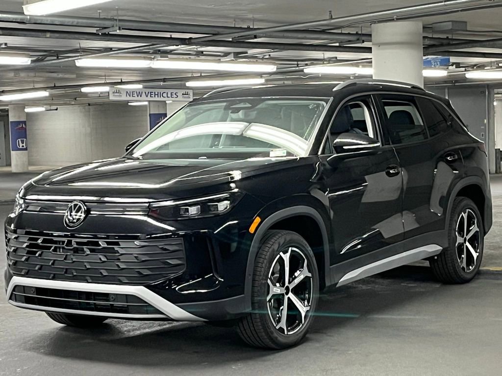 New 2026 Volkswagen Tiguan SE image 3