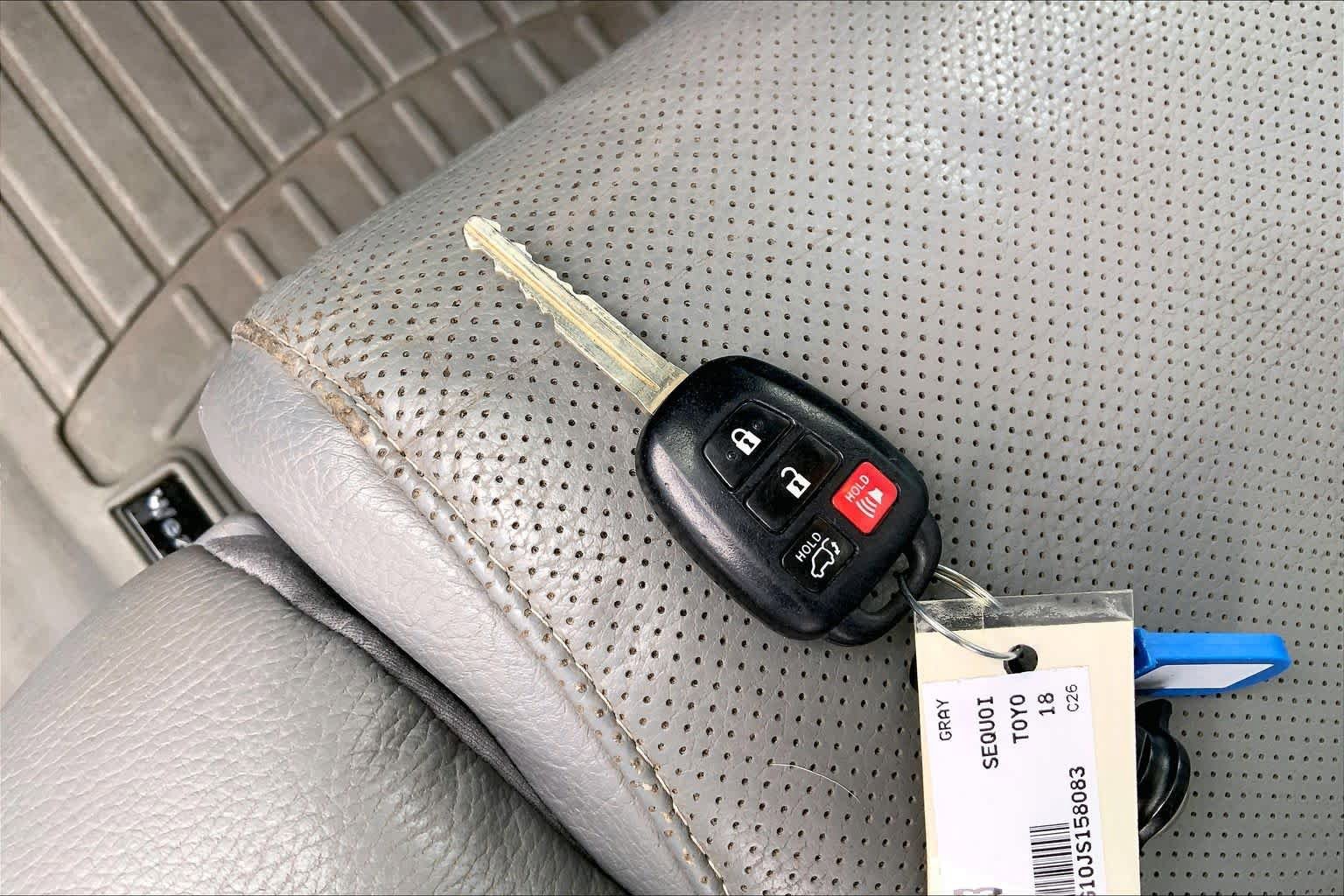 Used 2018 Toyota Sequoia Platinum w/ Preferred Accessory Package image 15