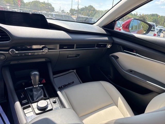 Used 2021 MAZDA MAZDA3 s image 26