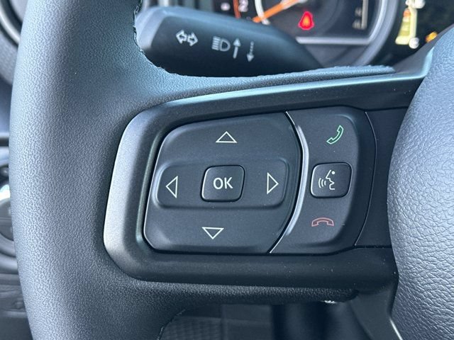 New 2026 Jeep Gladiator Rubicon w/ Technology Group AWD/4WD image 22