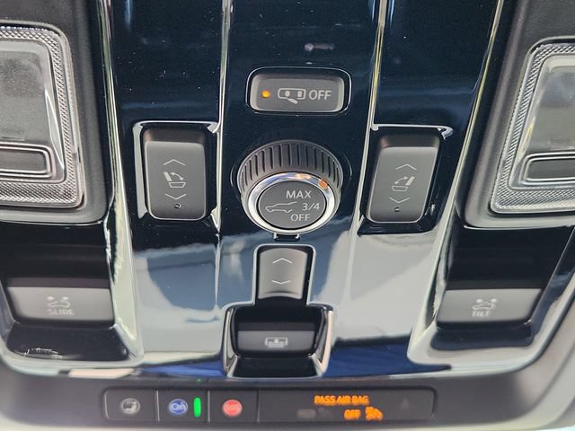New 2026 Chevrolet Tahoe Premier w/ Sun And Tow Package AWD/4WD image 34