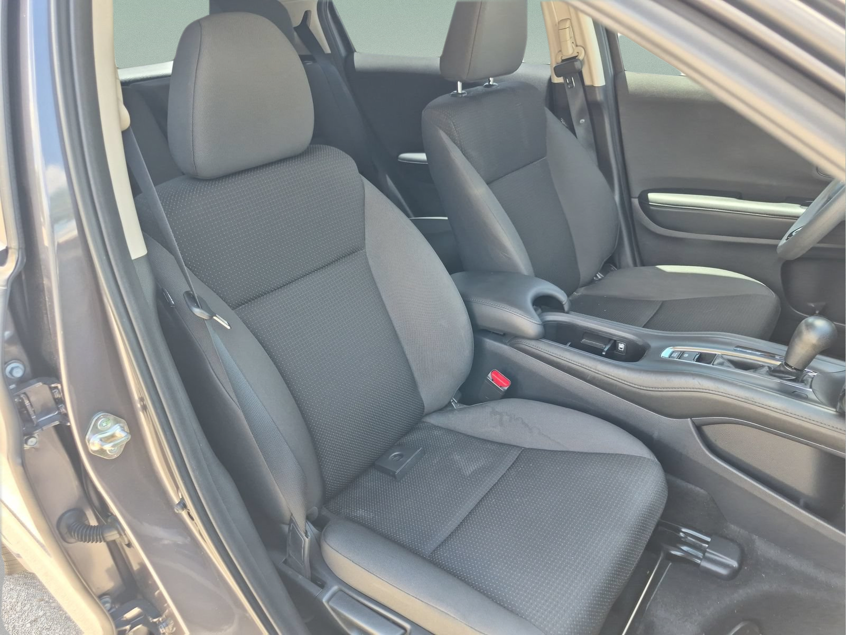 Certified 2020 Honda HR-V LX image 19