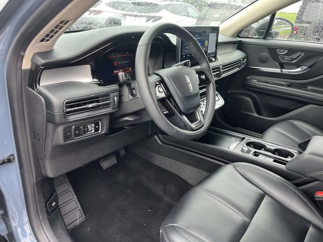 Used 2025 Lincoln Corsair FWD image 15