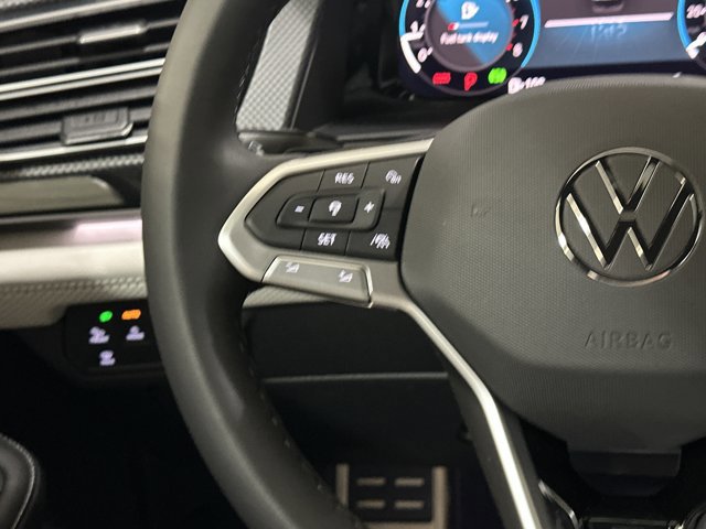 New 2026 Volkswagen Atlas Cross Sport SEL Premium R-Line image 30