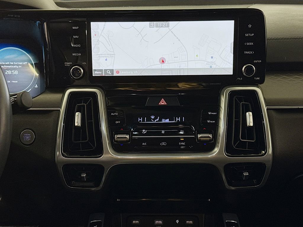 Used 2023 Kia Sorento SX image 13