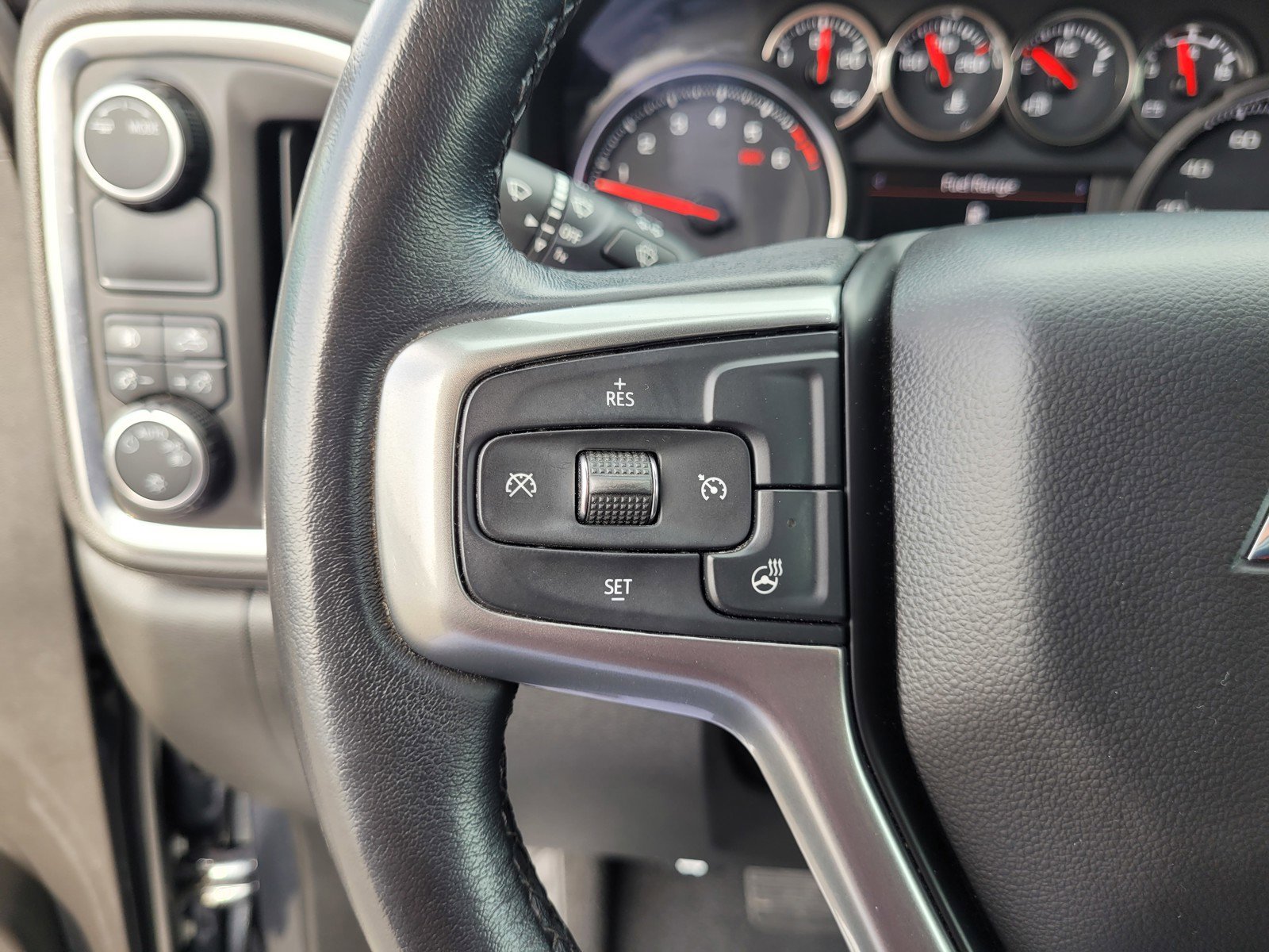 Used 2022 Chevrolet Silverado 1500 RST image 20