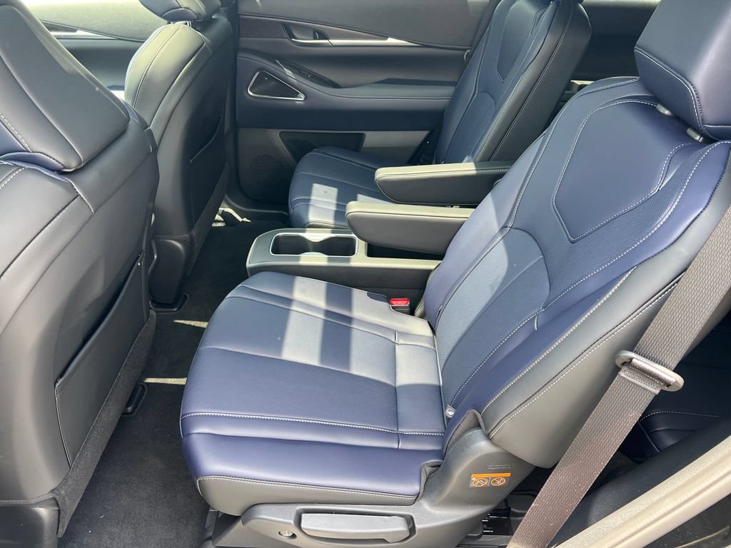 Certified 2026 INFINITI QX60 Sport w/ Dark Cargo Package AWD/4WD image 22
